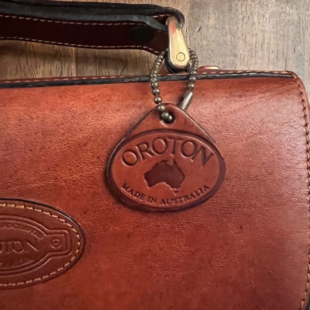 Vintage Oroton Leather Crossbody Satchel – Made in Australia